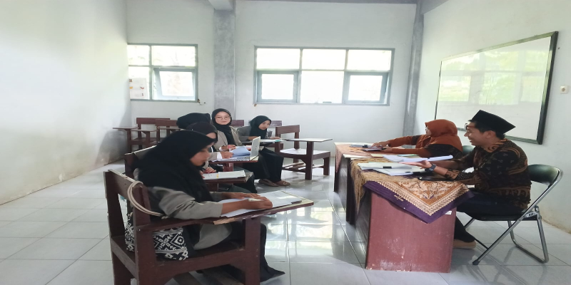Seminar Proposal Mahasiswa STIT Ibnu Sina 2025/2026